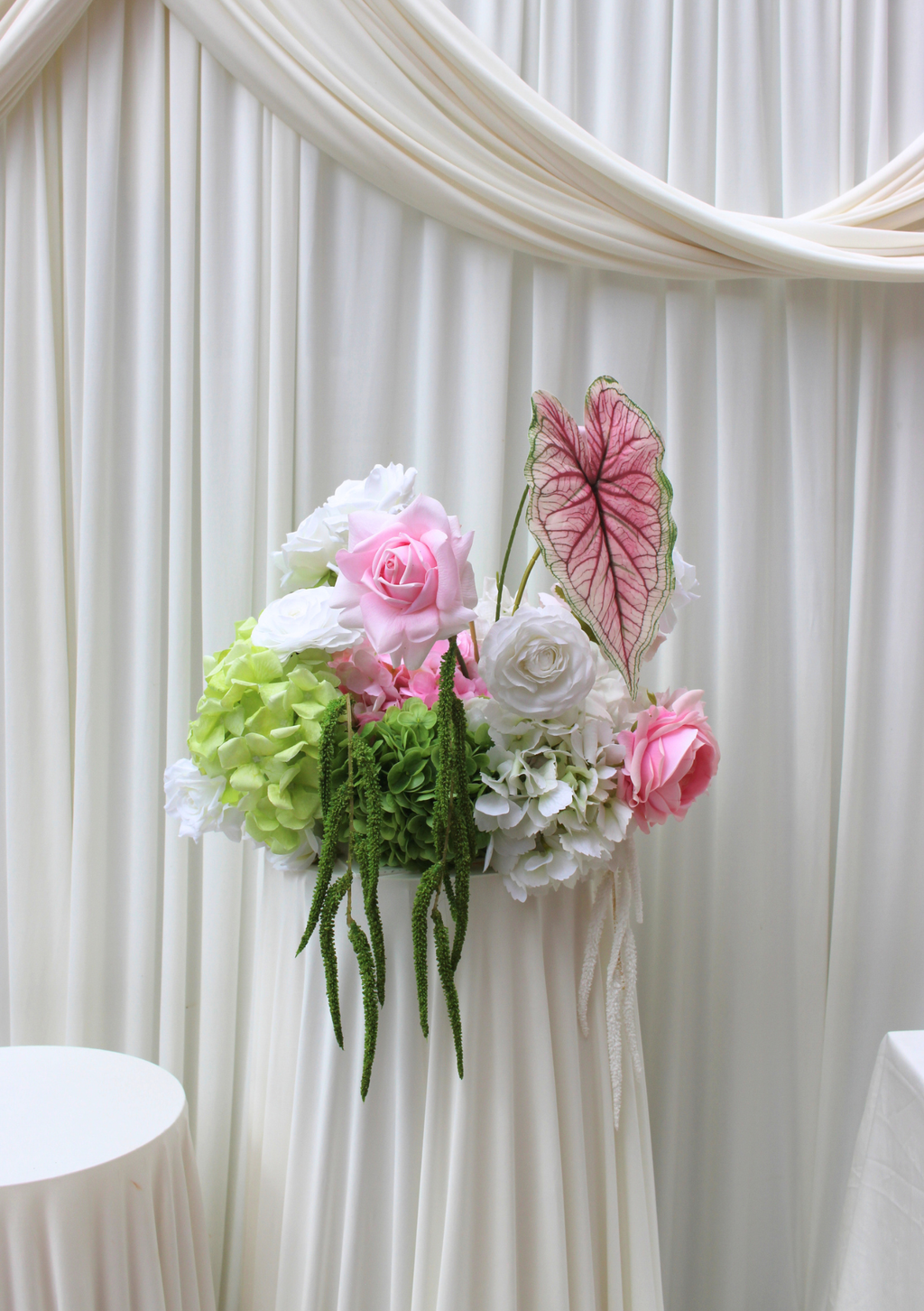 The Botanical Blush Small Meadow