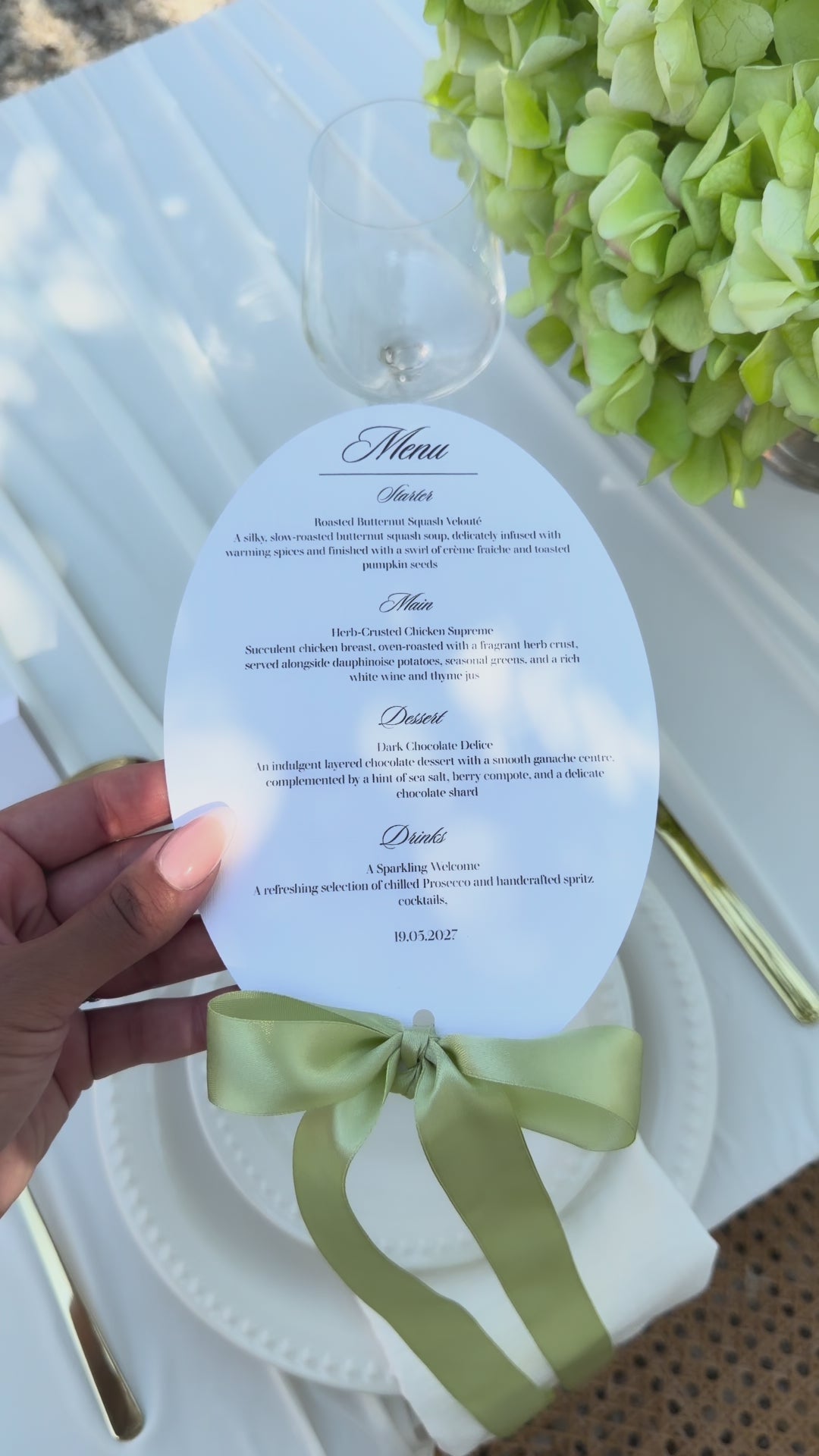 Flowing Ribbon Oval Menu